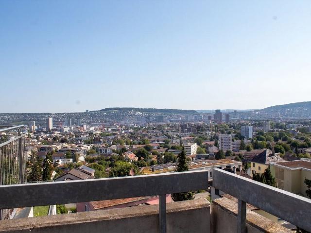 Geniessen Sie den Blick über die Stadt