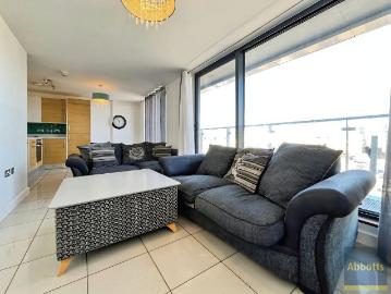 Geoffrey Watling Way, Norwich NR1, 2 bed flat to rent, £1,350 pcm | PrimeLocation