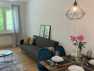 'GEORG' practical 2 room apartment near the river Spree, Berlin Amsterdam Apartments for Rent