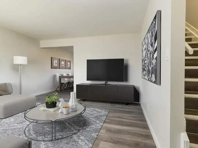 George Court 2 Bedroom Apartment for Rent