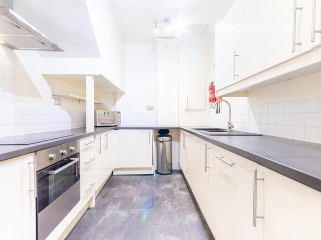 George House, 36 Osborne Road 5 bed apartment to rent £3,151 pcm £727 pw