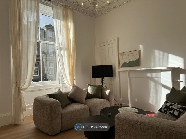 George Iv Bridge, Edinburgh EH1, 2 bed flat to rent, £1,795 pcm | PrimeLocation