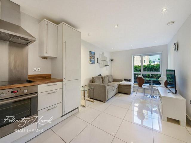 George Mathers Road, London, SE11 1 bed flat to rent £2,100 pcm £485 pw