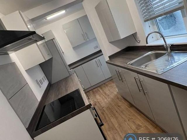 George St, King's Lynn, PE30 2 bed terraced house to rent £900 pcm £208 pw