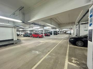 Chester, Cheshire county, Midlands - Equipped kitchen