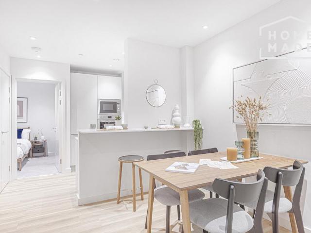 George Street, Croydon, CR0 1 bed apartment to rent £1,725 pcm £398 pw