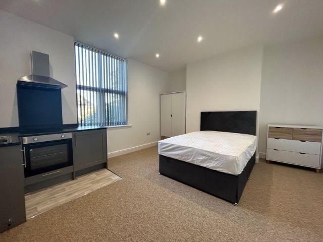 George Street, Huntingdon Studio to rent £950 pcm £219 pw