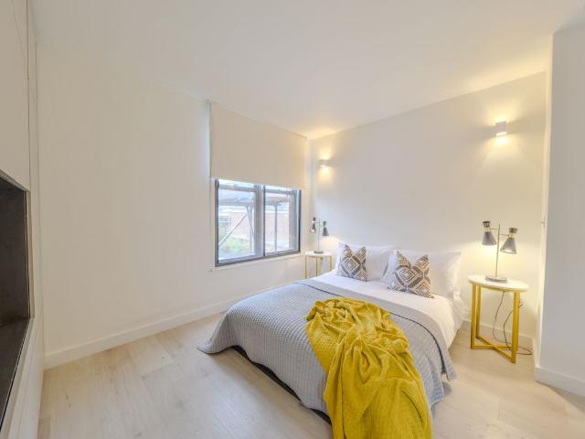 George Street, Luton LU1, Studio to rent, £725 pcm | PrimeLocation