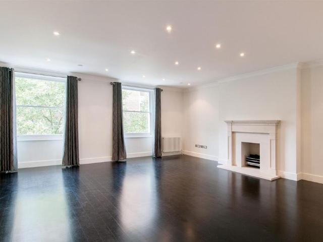 George Street, London 3 bed flat to rent £7,800 pcm £1,800 pw