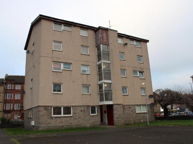George Street, Paisley, PA1 2 bed maisonette to rent £800 pcm £185 pw