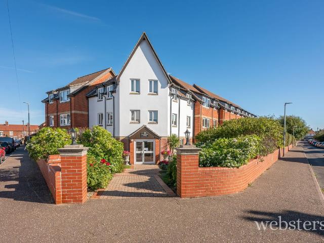 George Street, Sheringham NR26, 1 bed flat to rent, £850 pcm | PrimeLocation