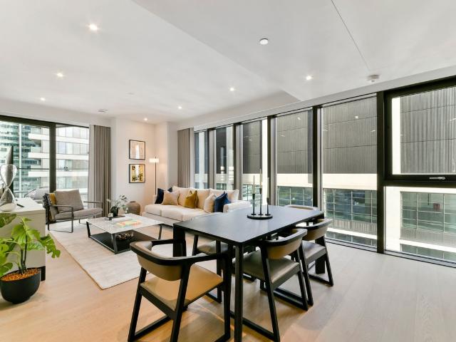 George Street, South Quay E14, 2 bed flat to rent, £4,310 pcm | PrimeLocation