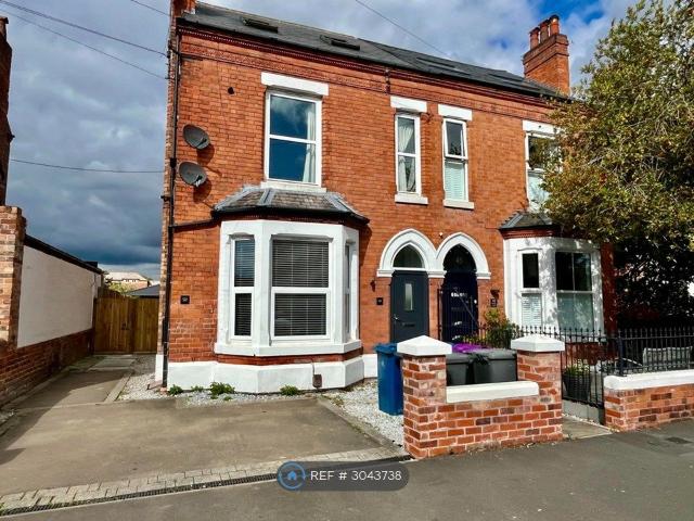 George Road, Nottingham NG2, 2 bed maisonette to rent, £1,150 pcm | PrimeLocation