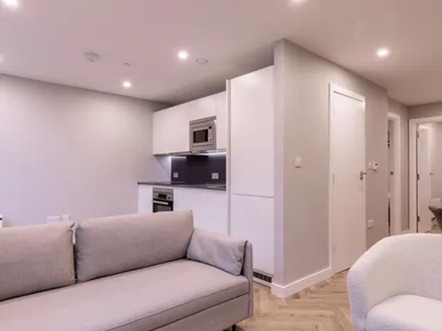 George West House, 2 3 Clapham Common North Side, London, SW4 0QL, United Kingdom | 2 bed apartment for rent #167617952 | Rentberry