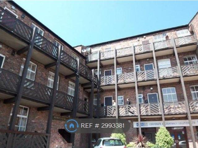 Georges Court, Macclesfield SK11, 1 bed flat to rent, £700 pcm | PrimeLocation