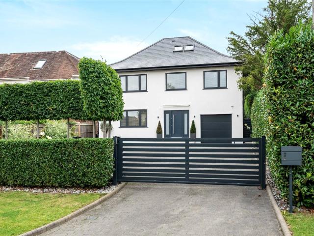 Georges Wood Road, Brookmans Park