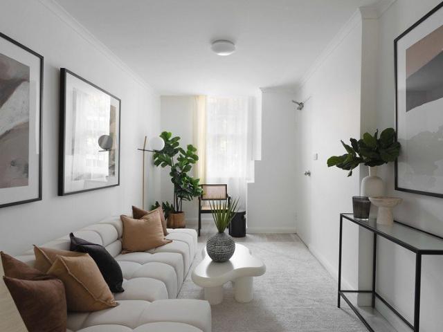 Georgian Terrace with Three Apartments to be Sold in One Line