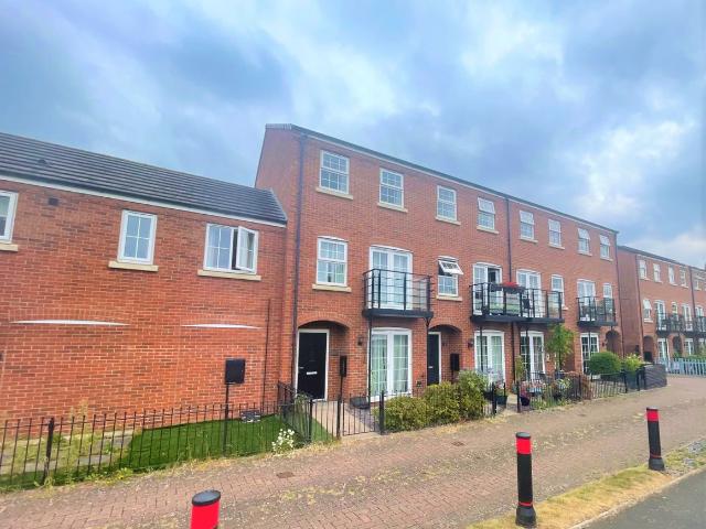 Georgian Way, Kidderminster DY10, 4 bed terraced house to rent, £1,350 pcm | PrimeLocation
