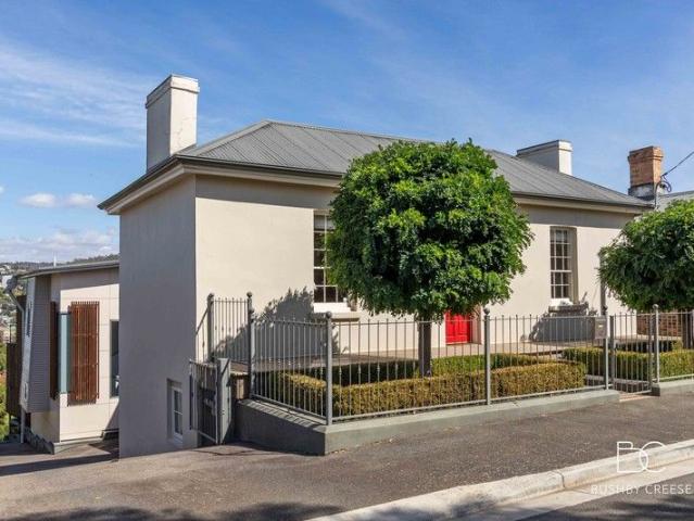 Georgian Charm Meets Modern Sophistication With Breathtaking Views
