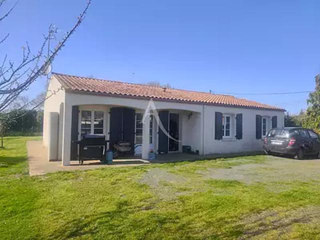 Geay 17250 Achat / Vente maison 4 pièces t4 au dernier étage terrasse