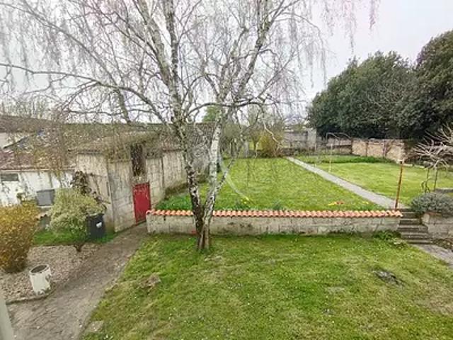 Geay 17250 Achat / Vente maison 8 pièces t8 terrasse cave