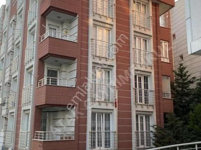 Gebze Tatlıkuyuda Özel Yapılmış 2+1 Arakat Satılık Daire