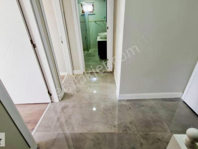 Gebze Cumhriyet Mah 3+1 120 M² Amerkan Mutfak Asnsörlü Çatı Dubx