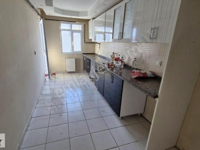 Gebze Cumhuriyet Mah 2+1 85 M² Arakat Kiralık Daire