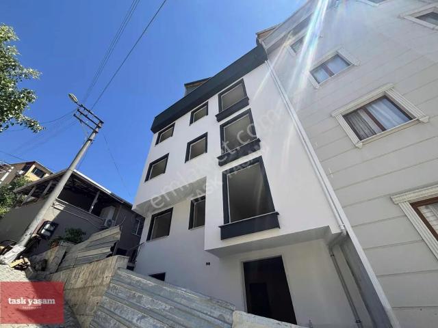 Gebze Cumhuriyet Mah'de Sıfır Satılık Geniş Teraslı 2+1 Daire