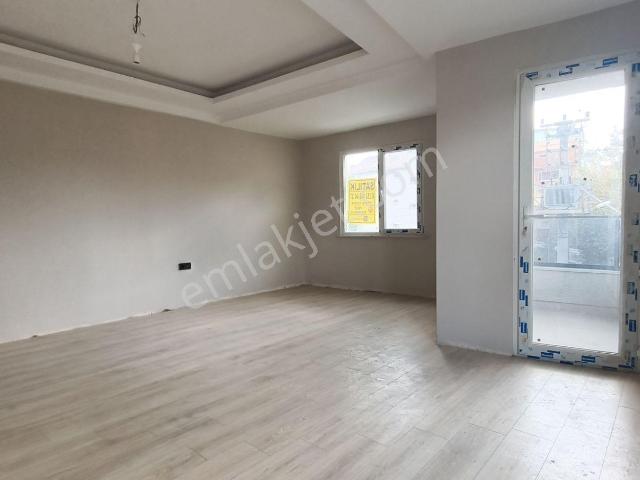 Gebze Güzellerde Asansörlü 2+1 Kiralık Ara Kat Daire