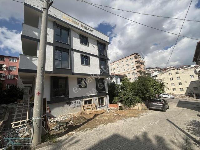Gebze İstasyon Mahallesin Satılık 3+1 Daire