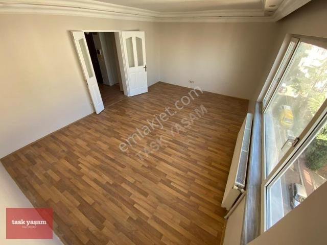 Gebze Köşklüçeşme'de 3+1 Kiralık 120 M² Geniş Ferah Aile Dairesi