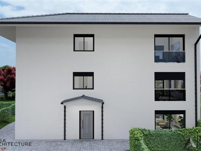 Gebäude mit 3 Wohnungen in EW