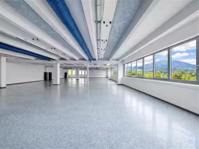 Gebäude zu vermieten in Mendrisio, Schweiz