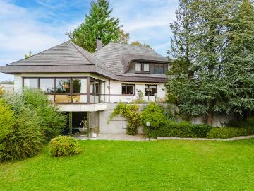 GEDIEGENE GROSSZÜGIGKEIT! Unternehmervilla mit Weitblick in Tumeltsham