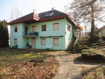 GEDIEGENE LANDVILLA MIT PARKÄHNLICHEM NATURPARADIES!