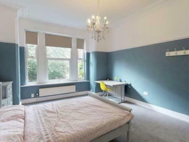 Gedling Grove, Nottingham, Nottinghamshire NG7, 6 bed semi detached house to rent, £3,900 pcm | PrimeLocation