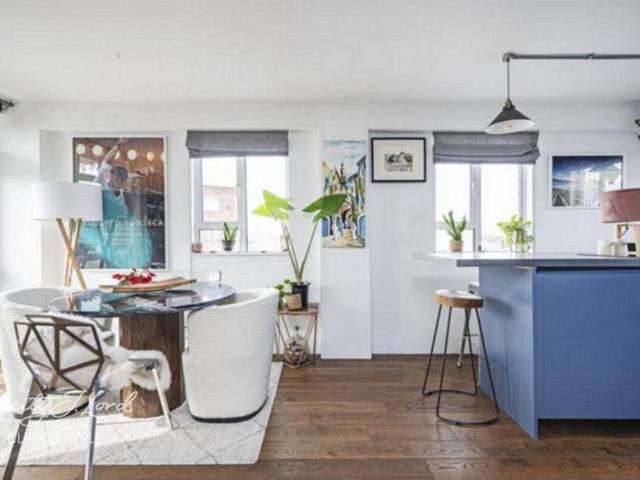 Gee Street, LONDON 2 bed apartment to rent £2,900 pcm £669 pw