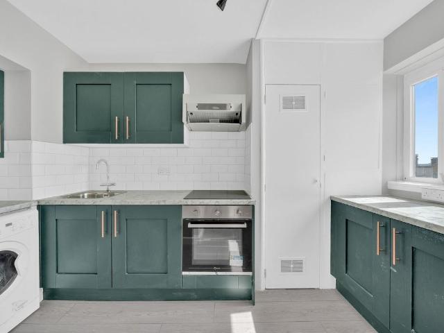 Geffrye Court, Hackney, London N1, 2 bed flat to rent, £2,400 pcm | PrimeLocation