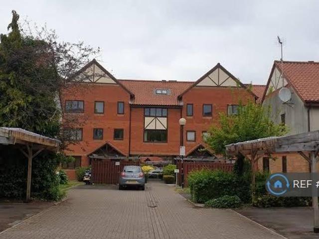 Gefle Close, Bristol, BS1 1 bed flat to rent £1,200 pcm £277 pw