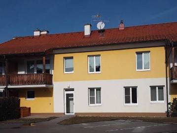 Geförderte Arztpraxis mit 4 PKW Abstellplätzen | Top 2/5 | EG mit 7 Räumen