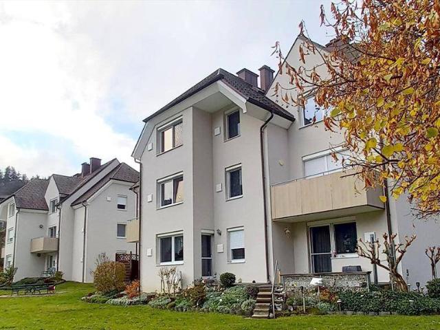 Geförderte 2 Zimmer Mietwohnung | ca. 50 m² | Dachgeschoss