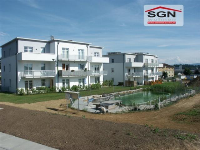 Geförderte 2 Zimmer Dachgeschoss Wohnung Schwimmbiotop inklusive!