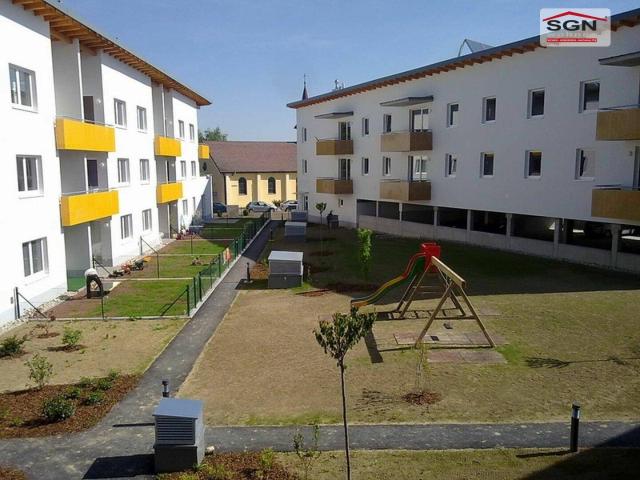 Geförderte 3 Zimmer Wohnung mit Balkon, Tiefgaragenplatz & Miete Kaufoption