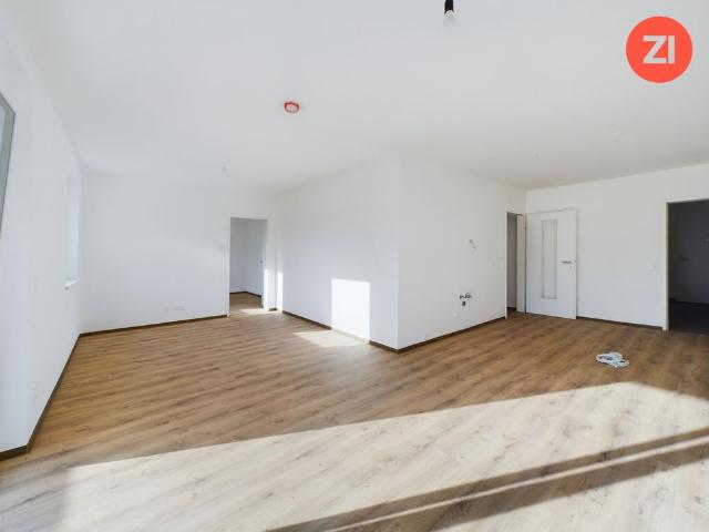 Geförderte 3 Zimmer Wohnung mit Einbauküche und Tiefgaragenstellplatz