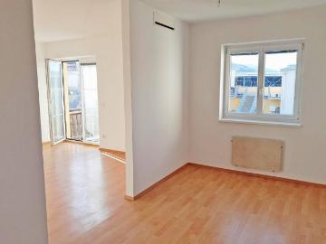 Geförderte 4 Zimmerwohnung mit Balkon inkl. KFZ Stellplatz