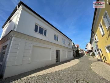 Geförderter Erstbezug:3 Zimmer Stadt Wohnung in Neunkirchen mit 1 PKW Abstellplatz Wohnen mit Chic
