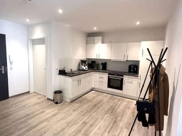 Gehobene exklusive 3 Zimmer Erdgeschoss Wohnung mit Terrasse