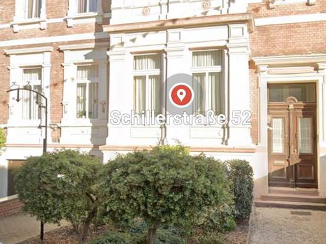 gehobene Souterrain Wohnung für Studenten oder Pendler