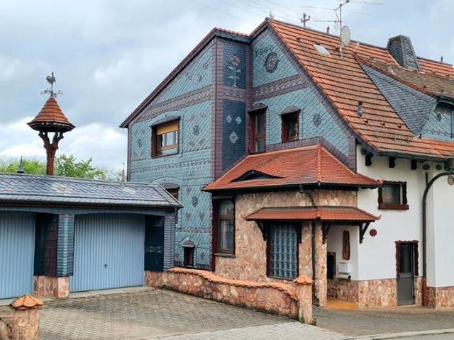 Gehobenes Mehrgenerationenhaus mit Sauna und vielen Extras